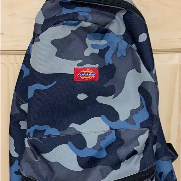 Dickies Blue Camo Vintage Backpack & pencilcase - Picture 2 of 5